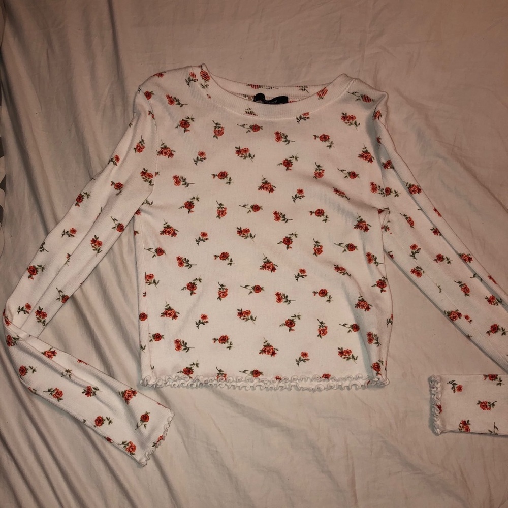 Forever 21 Floral Print Ribbed Long-sleeve 😌 - Picture 2 of 2